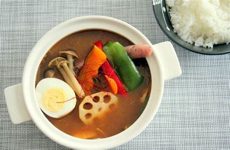 簡単アレンジ！レトルトカレー活用レシピ「ごろごろスープカレー」＊しゅふお助け時短レシピ しゅふjobナビ