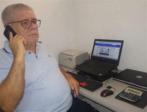 Idosos lidam realidades distintas na relação a tecnologia na