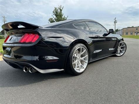 Ford Shelby Mustang GT350 Black With Silver Signature SV104 Wheel