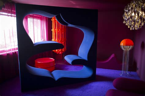 1968 LIVING TOWER Verner Panton | Old room, Living room art, Room