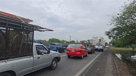 Bloquean Carretera Paso Del Toro Santa Fe Piden Reductores De