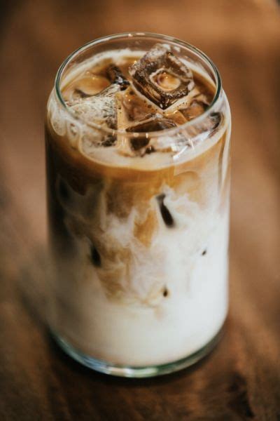 How To Make Iced Caramel Macchiato With Keurig So Delicious Coffee Recipes Food Coffee Latte