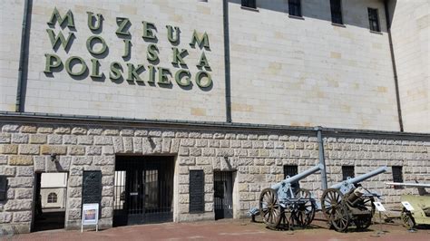 Polish Army Museum Sightseeing Warsaw