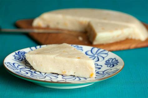 Kinnathappam Kerala Steamed Sweet Rice Flour And Coconut Milk Cake