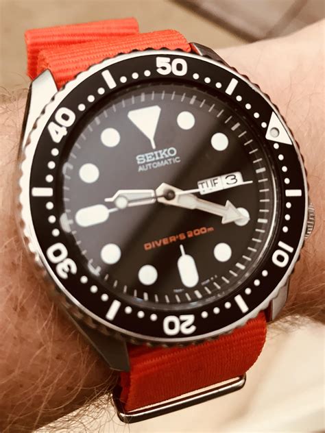 SKX007 On Orange Nato Strap Summertime R Seiko