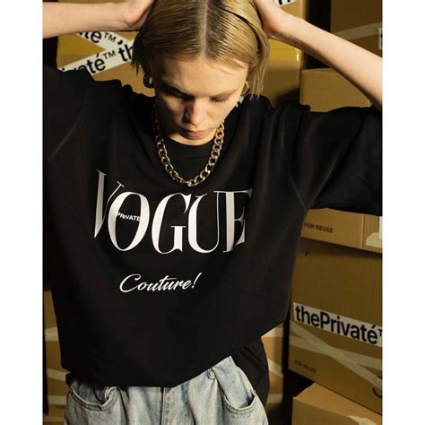 O Thun Vogue Couture Mini Logo Form R Ng Tay L Unisex Cho Nam N