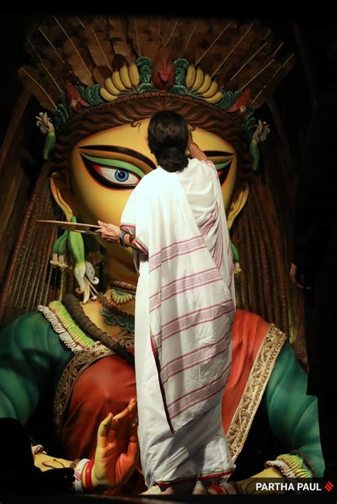 Mamata Banerjee paints Goddess Durga’s eyes; know more about the ...