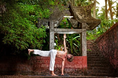 Revolved Half Moon Yoga Pose: Benefits, Steps and Variations - Verywel Fit