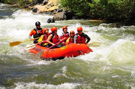 10 Whitewater Rafting Safety Tips | Raft Masters