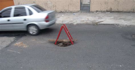 vc repórter bueiro sem tampa causa risco na zona norte do Rio