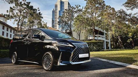 The Lexus Lm 350 Is Truly Executive Class Travel Carguide Ph Philippine Car News Car