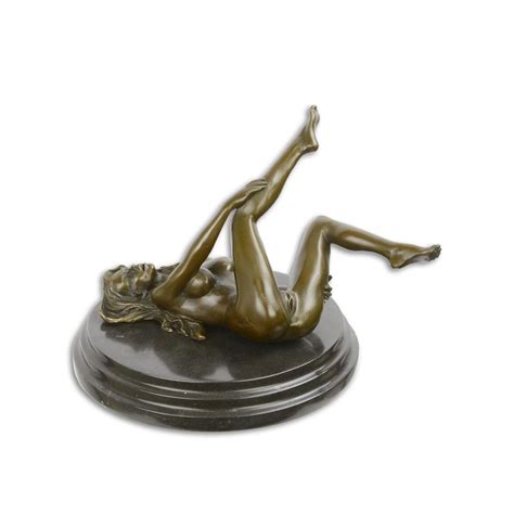 Erotic Bronze Figurine Of A Lying Naked Woman