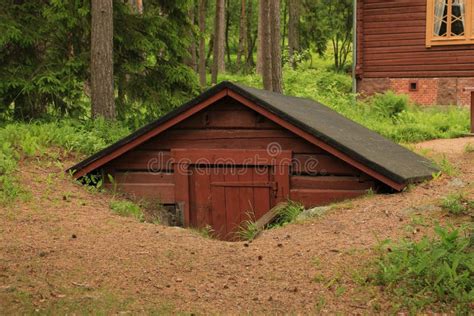 Dugout (shelter) stock image. Image of outdoor, antiquated - 41621107