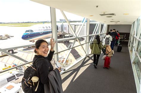 Brisbane Airport welcomes back first China Southern flight in four ...