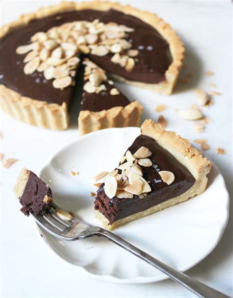 Dark Chocolate And Almond Tart The Little Green Spoon