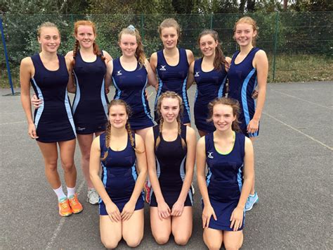 Under 16 Netball team through to the County Finals - The Maynard School