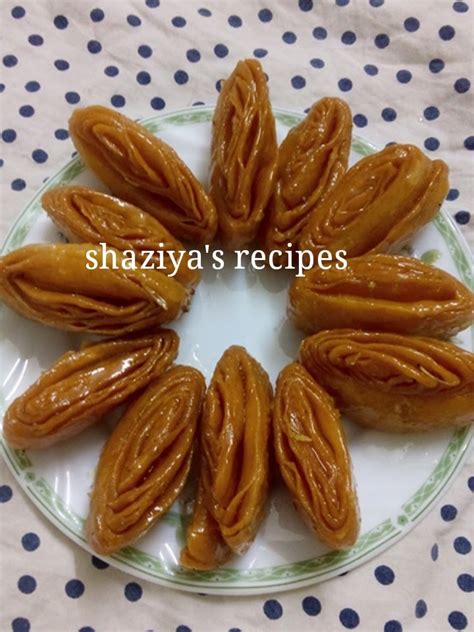 shaziya'srecipes: MADATA KAJA RECIPE/KAKINADA KAJA RECIPE/KHAJA RECIPE