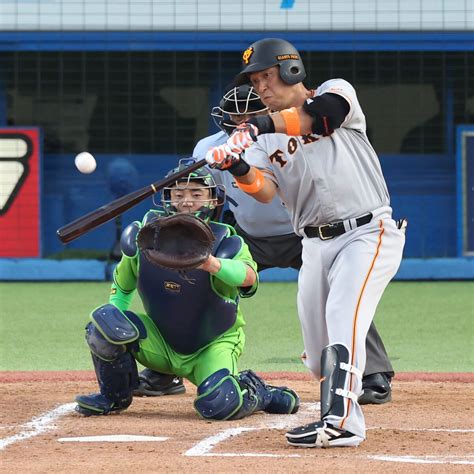 【巨人】原辰徳監督、今季初スタメン初安打の中島宏之に「威風堂々と戦っている姿がいい」 スポーツ報知