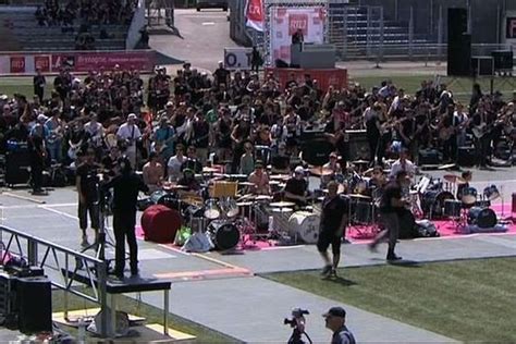 Le plus grand groupe de rock du monde a envahi le stade du Moustoir à