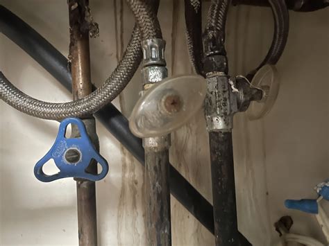 Which valve turns the water off in a kitchen sink?? Im a young adult