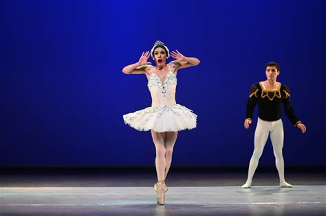 Visita Guanajuato Men in Tutus espectáculo de ballet para romper