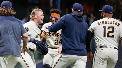 Joey Wiemer S 10th Inning Single Lifts Brewers Over Orioles 4 3 Newsday