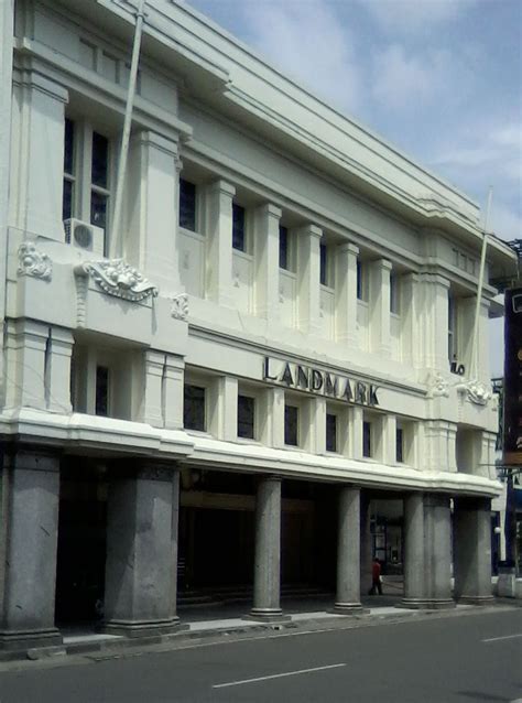 Bangunan Bersejarah Landmark Building