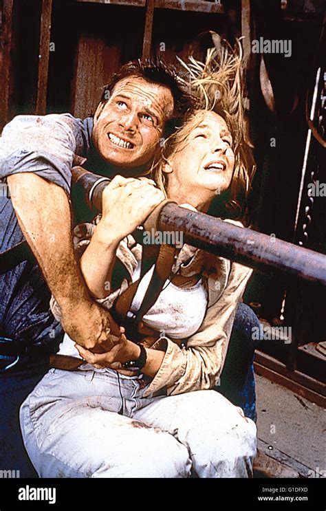 Twister / Bill Paxton / Helen Hunt Stock Photo - Alamy