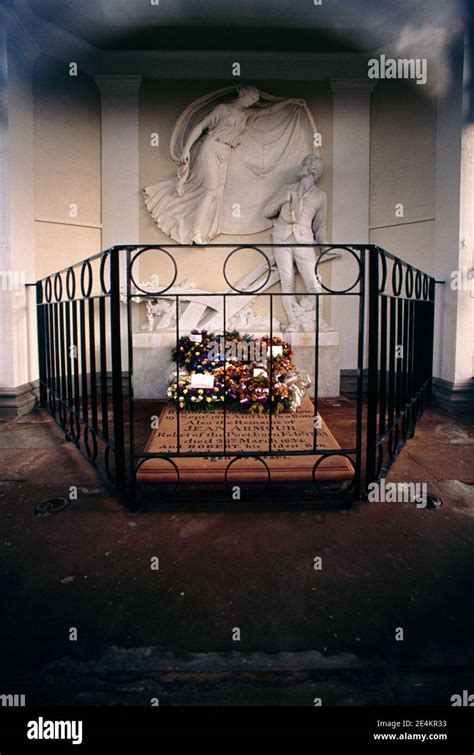 Dumfries Scotland Robert Burns Grave Stock Photo Alamy