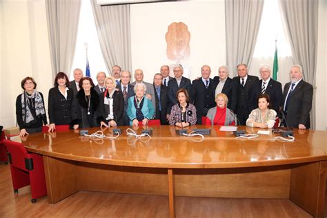 Premiati I Maestri Del Lavoro Dalla Camera Di Commercio Catanzaro Tra