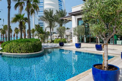 Summersalt Restaurant And Beach Club At Jumeirah Al Naseem Dubai