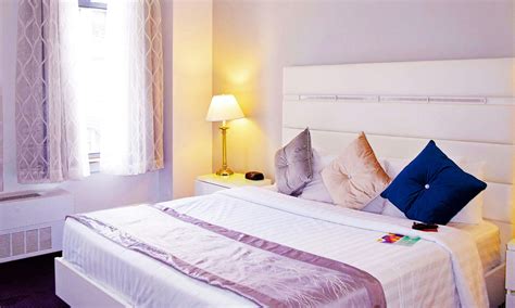 Congress Plaza Hotel Chicago, Chicago - HotelTonight