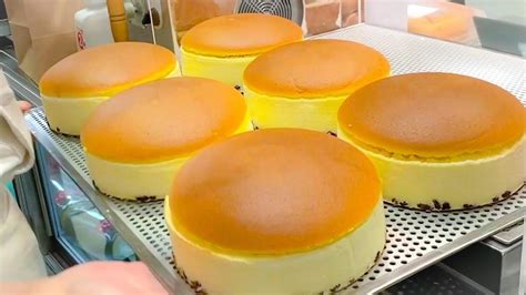 Japanese Food Uncle Rikuros Jiggly Cheesecake Osaka Japan 焼きたてチーズケーキ Youtube