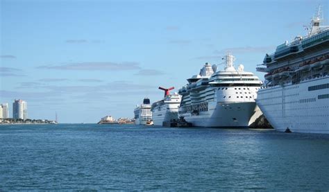 Miami Cruise Ship Port - Cruise Panorama