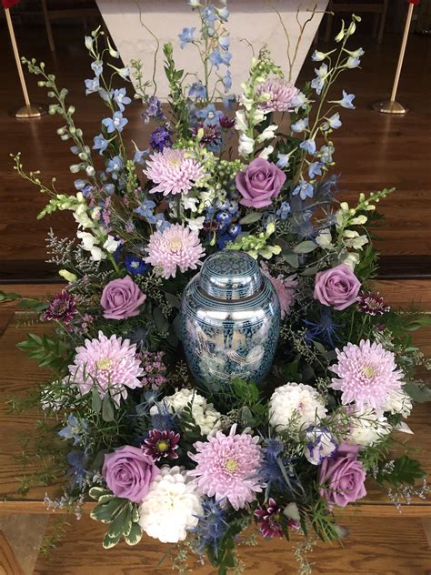 Funeral Flower Arrangements | Funeral Floral Arrangements