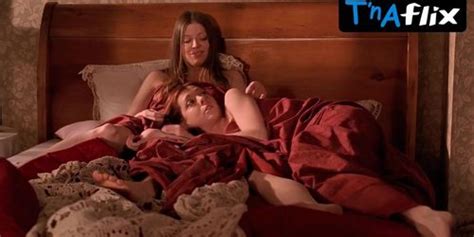 Alyson Hannigan Lesbian Scene In Buffy The Vampire Slayer Amber Benson Tnaflix