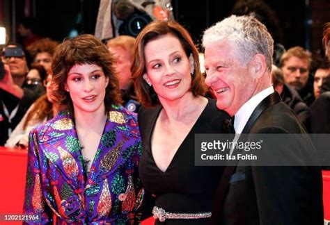 72 Sigourney Weaver Daughter Stock Photos, High-Res Pictures, and ...