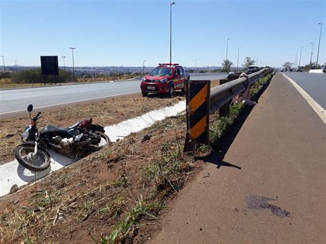 Motociclista Tem Perna Amputada Em Acidente Na Br Em Uberl Ndia