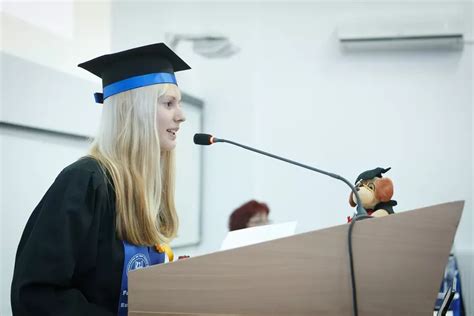 Keren Ini Contoh Ucapan Selamat Wisuda Dalam Bahasa Inggris Yang Cocok