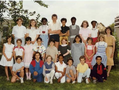 Photo De Classe Cm De Ecole Les Hauts De Chennevieres