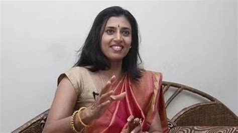 Actress Kasthuri இரட்டை வேடம் இதுதான் திராவிட மாடல் விளாசும் கஸ்தூரி