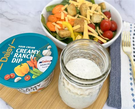 Easy Ranch Salad Dressing - Daisy Brand