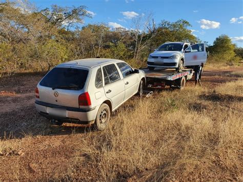 Quatro pessoas são presas por saquear carga de caminhão tombado na BR