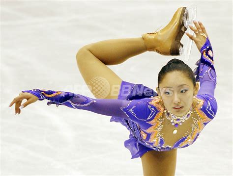 安藤美姫 Nhk杯spで2位につける 写真3枚 国際ニュース：afpbb News