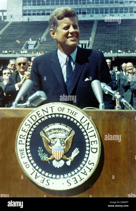 President kennedy 1963 hi-res stock photography and images - Alamy