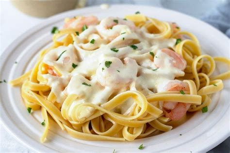 Shrimp Alfredo Pasta Recipe With Homemade Alfredo Sauce • Midgetmomma