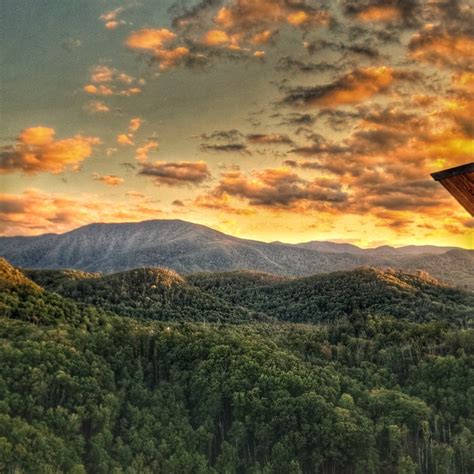 The Smoky Mountains of East Tennessee : Outdoors