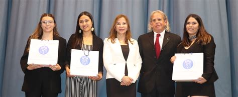 Facultad de Humanidades realiza ceremonias de titulación 2022