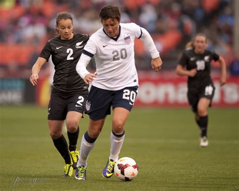 Wambach Named Ussfs Female Athlete Of Year Equalizer Soccer