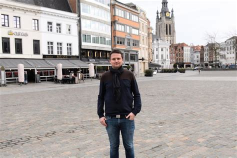 Arne Vandendriessche (Signpost) en Proximus tekenen masterdeal om